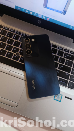 Vivo V30 Lite